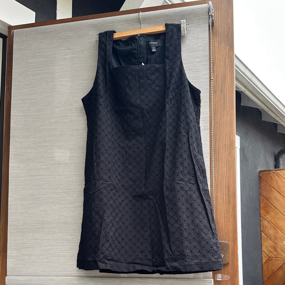Banana Republic Black Eyelet Mini Shift Dress - Large New
